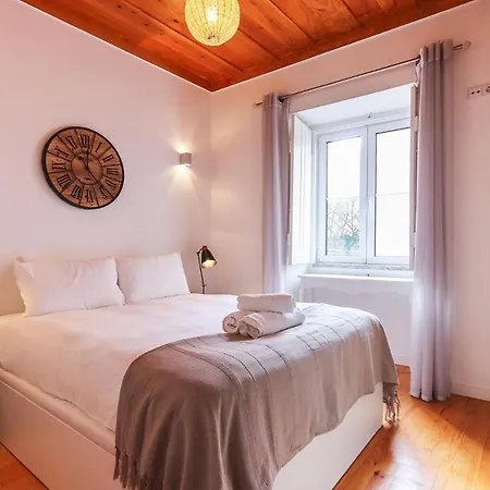 Apartament Campo De Ourique Stylish By Homing *